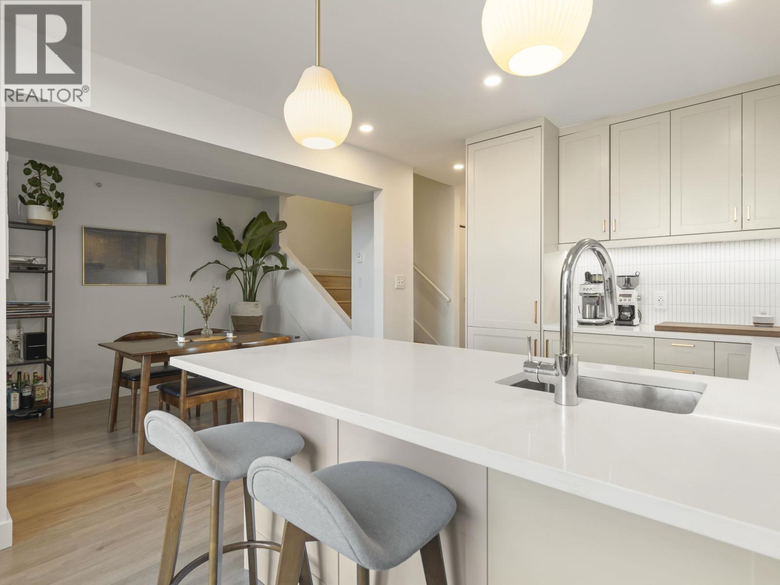 301 418 E Broadway, Vancouver, British Columbia  V5T 1X2 - Photo 11 - R3081693