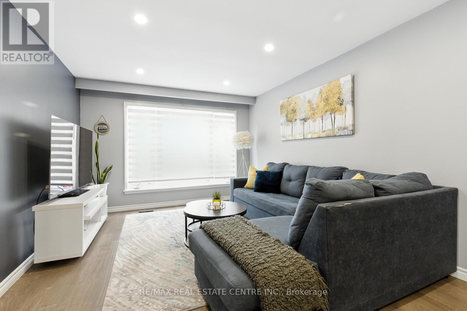 6423 Chaumont Crescent, Mississauga, Ontario  L5N 2M7 - Photo 8 - W12718060