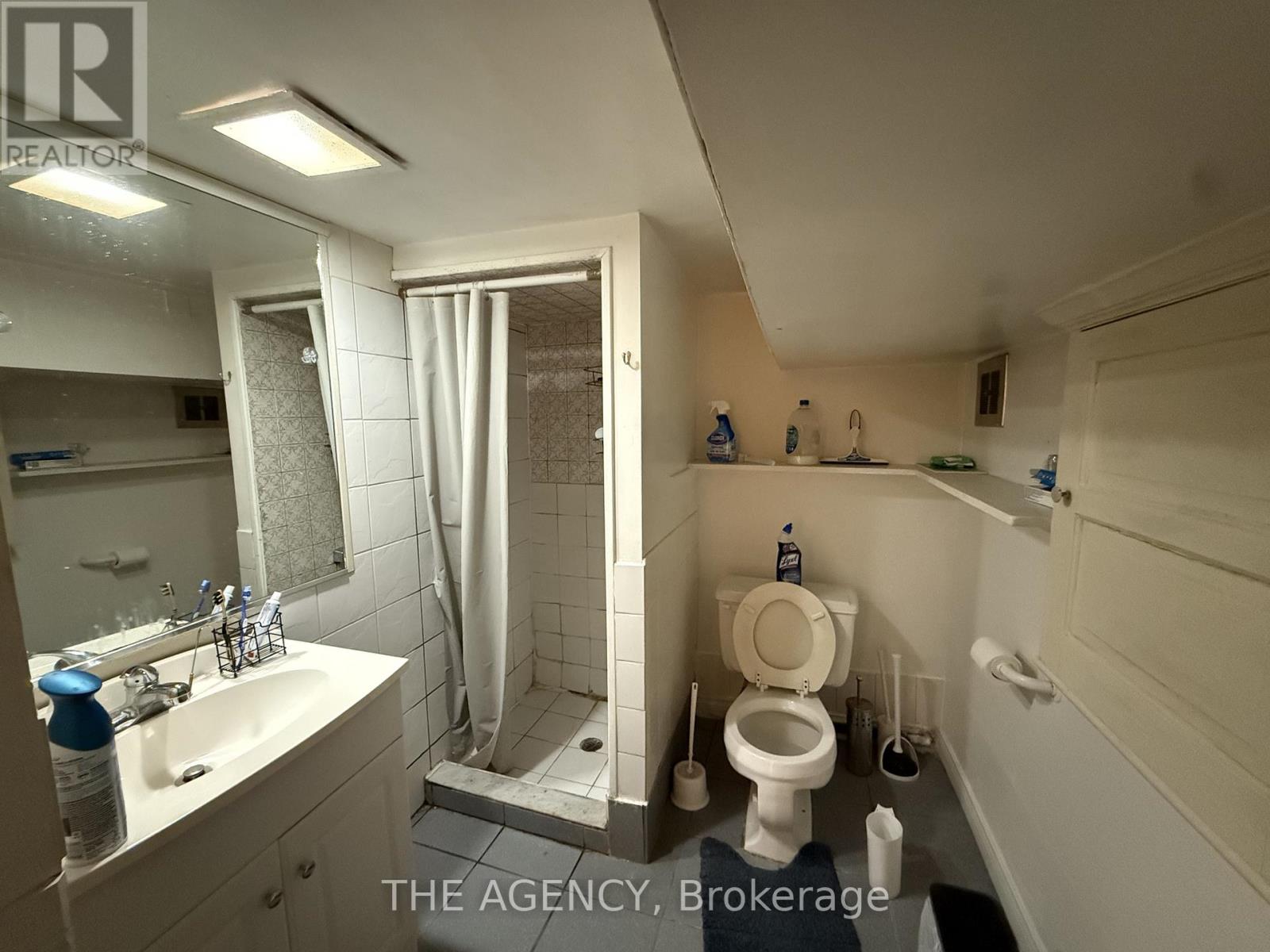 Basement - 43 Indian Road Crescent, Toronto, Ontario  N6P 2E9 - Photo 7 - W12718094