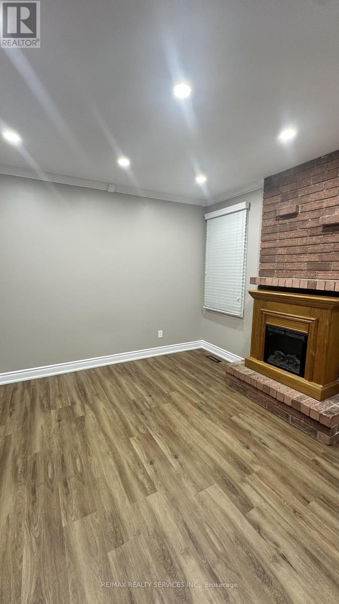 67 La France Road, Brampton, Ontario  L6S 3V7 - Photo 5 - W12718168