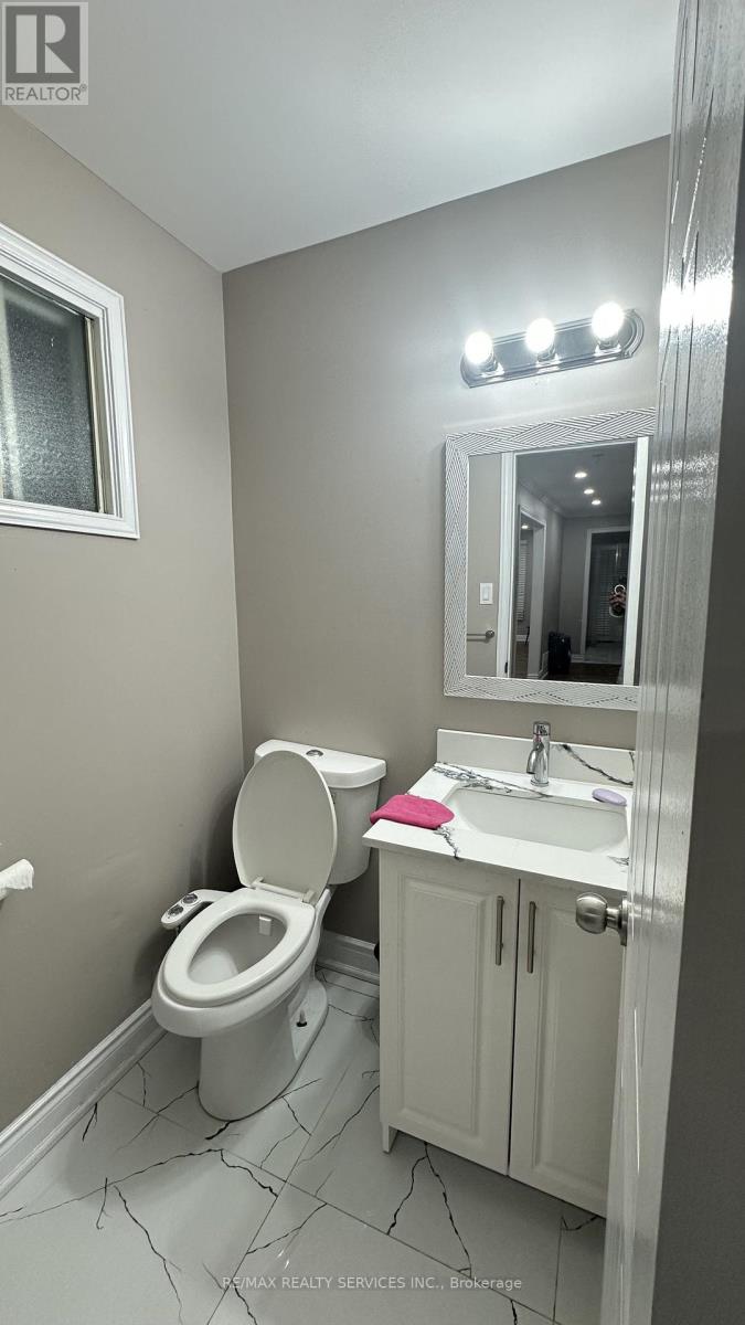 67 La France Road, Brampton, Ontario  L6S 3V7 - Photo 6 - W12718168