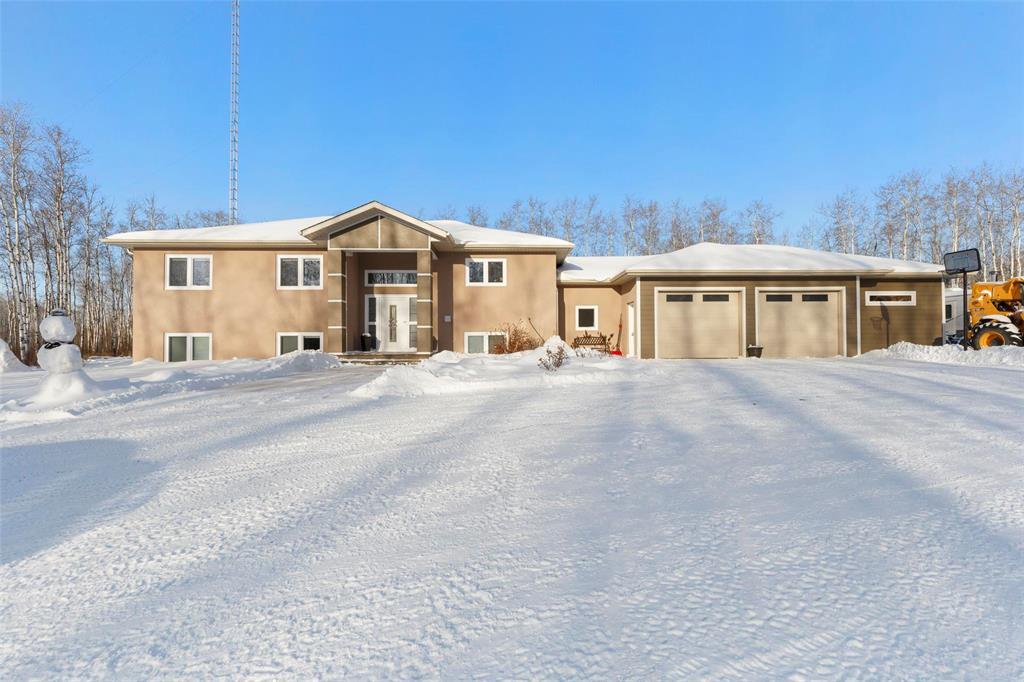 31 Hayleys Drive, La Broquerie, Manitoba  R0A 0W0 - Photo 0 - 202601306