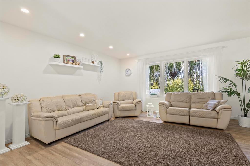 31 Hayleys Drive, La Broquerie, Manitoba  R0A 0W0 - Photo 11 - 202601306