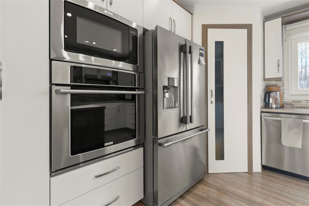 31 Hayleys Drive, La Broquerie, Manitoba  R0A 0W0 - Photo 4 - 202601306