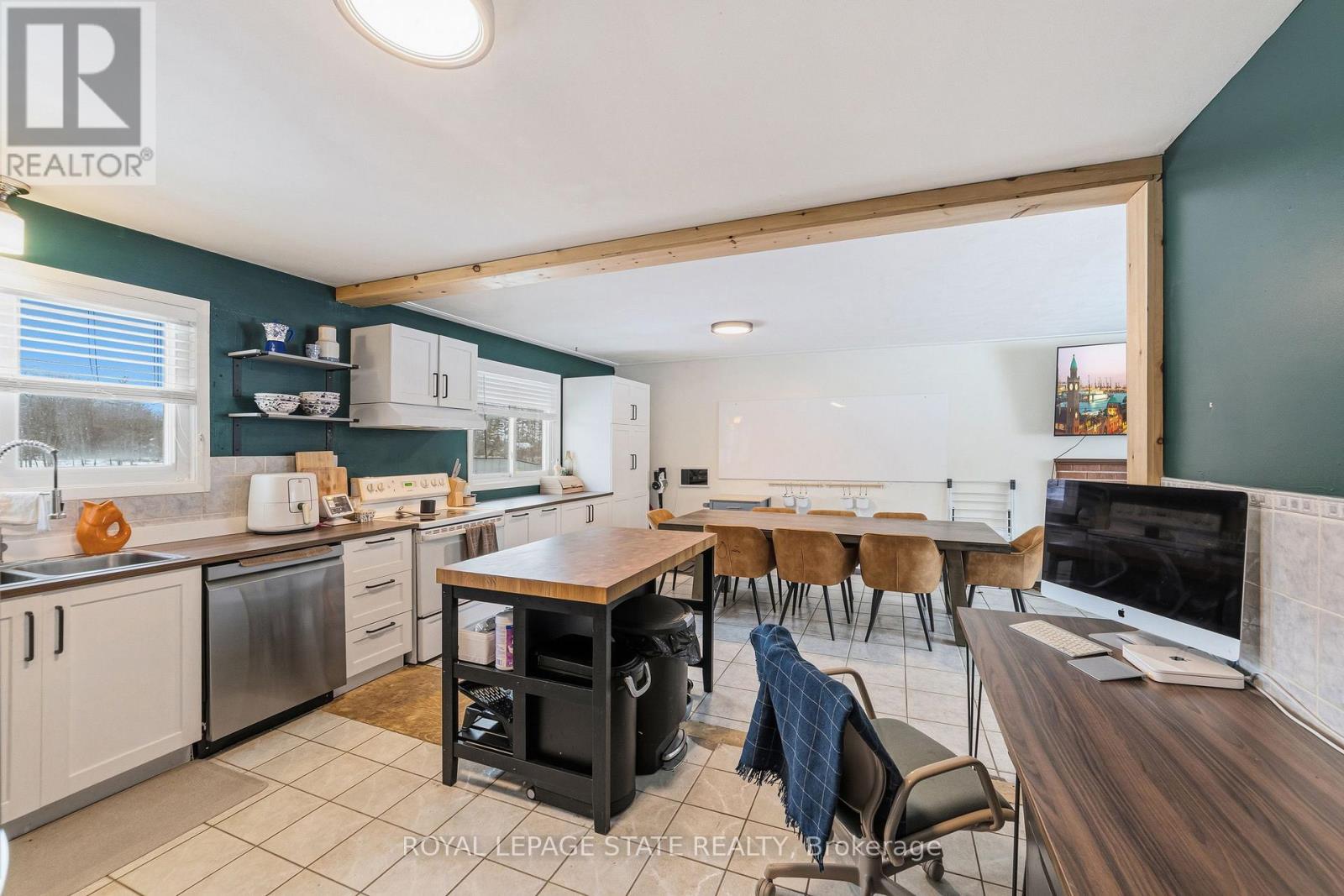 697 Highway 56, Haldimand, Ontario  N0A 1R0 - Photo 10 - X12718064