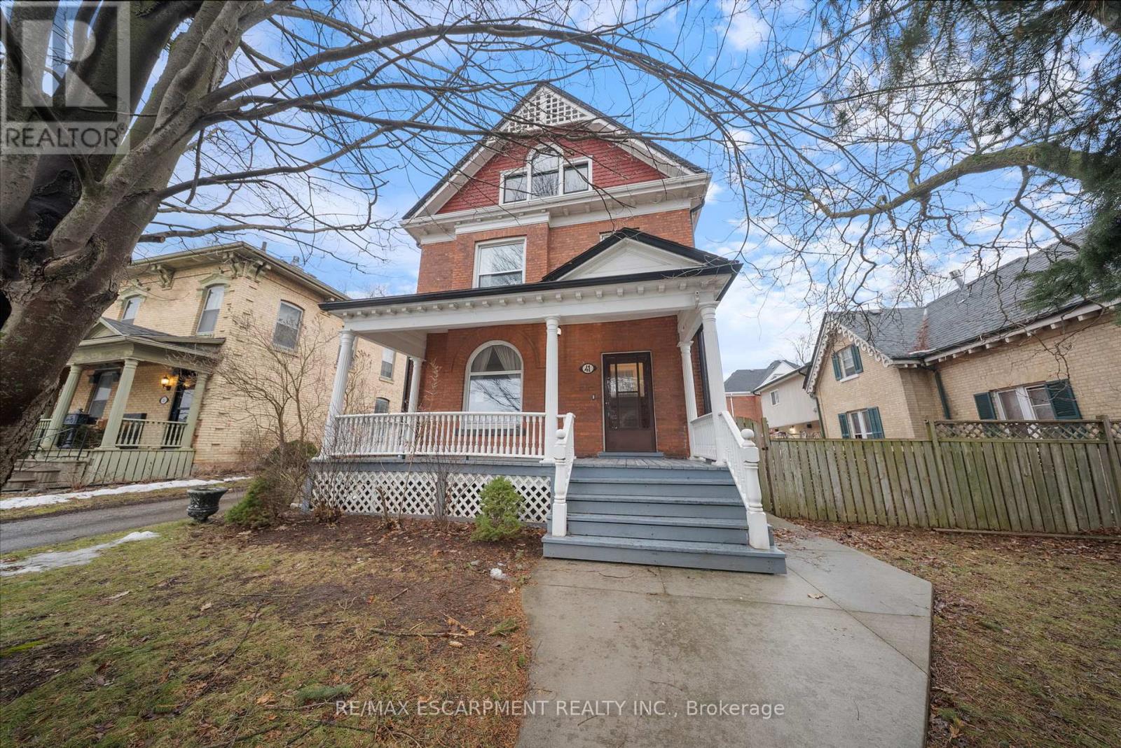 41 Wellington Street S, Woodstock, Ontario  N4S 3H4 - Photo 1 - X12718068