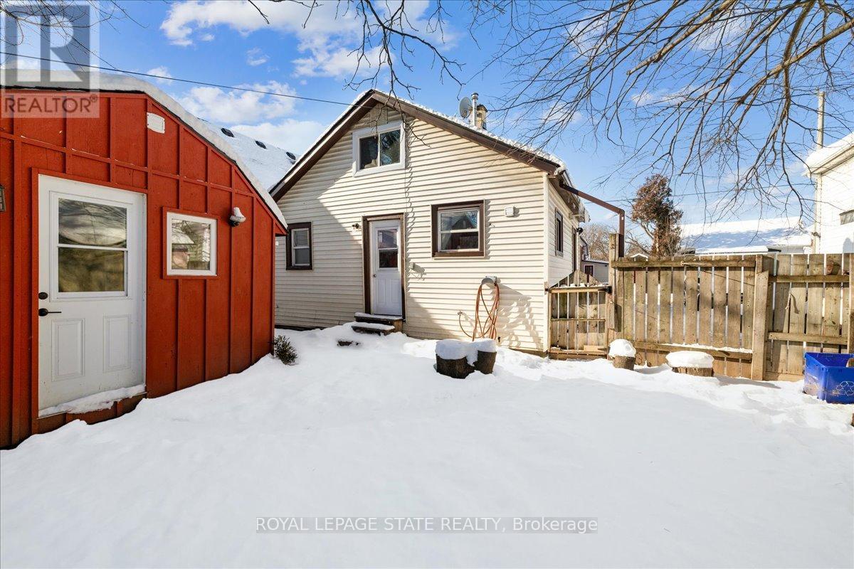 8 Tasker Street, St. Catharines, Ontario  L2R 3Z8 - Photo 25 - X12718138