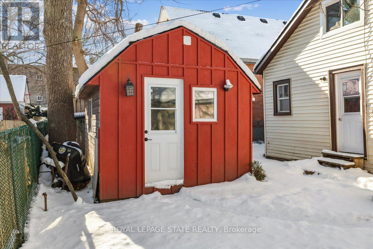 8 Tasker Street, St. Catharines, Ontario  L2R 3Z8 - Photo 30 - X12718138