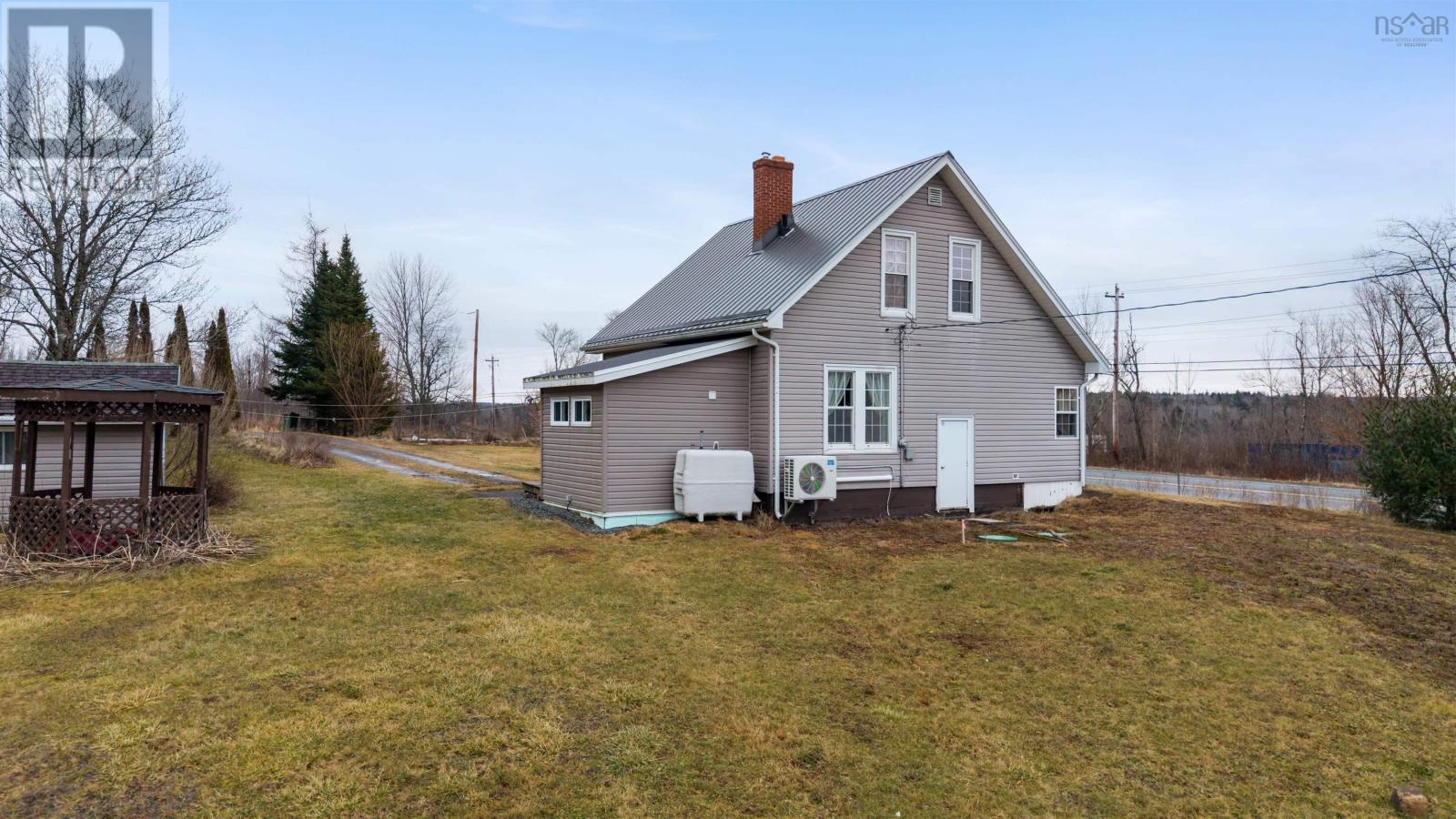 3 Branch Road, Elmsvale, Nova Scotia  B0N 1X0 - Photo 3 - 202601132