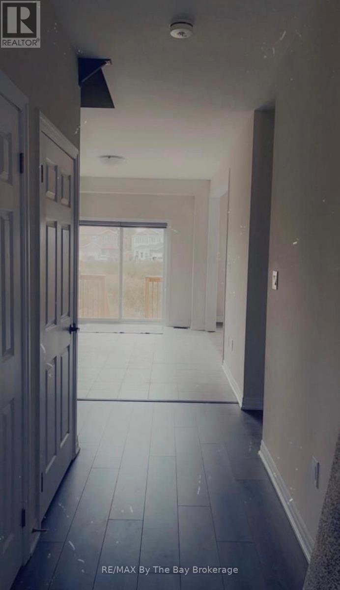 239 Warden Street, Clearview (Stayner), Ontario  L0M 1S0 - Photo 2 - S12718366