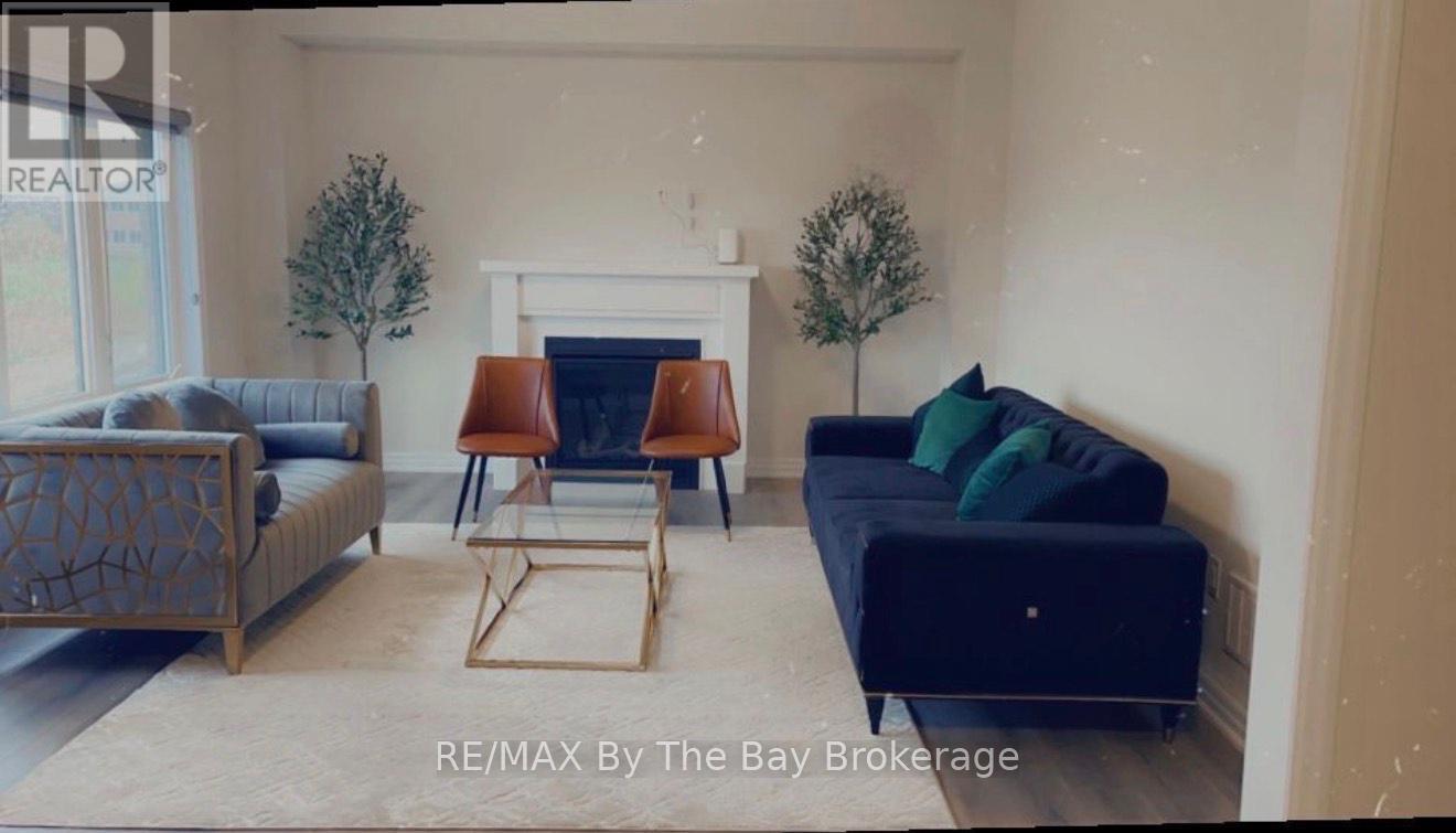 239 Warden Street, Clearview (Stayner), Ontario  L0M 1S0 - Photo 4 - S12718366