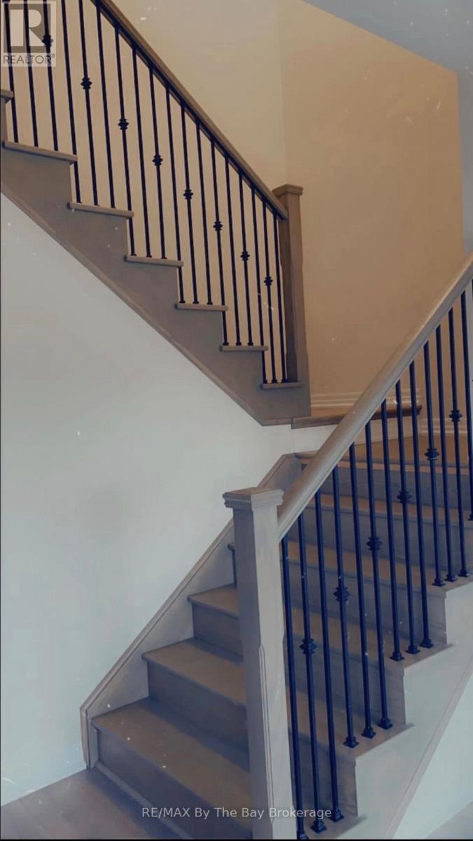 239 Warden Street, Clearview (Stayner), Ontario  L0M 1S0 - Photo 7 - S12718366