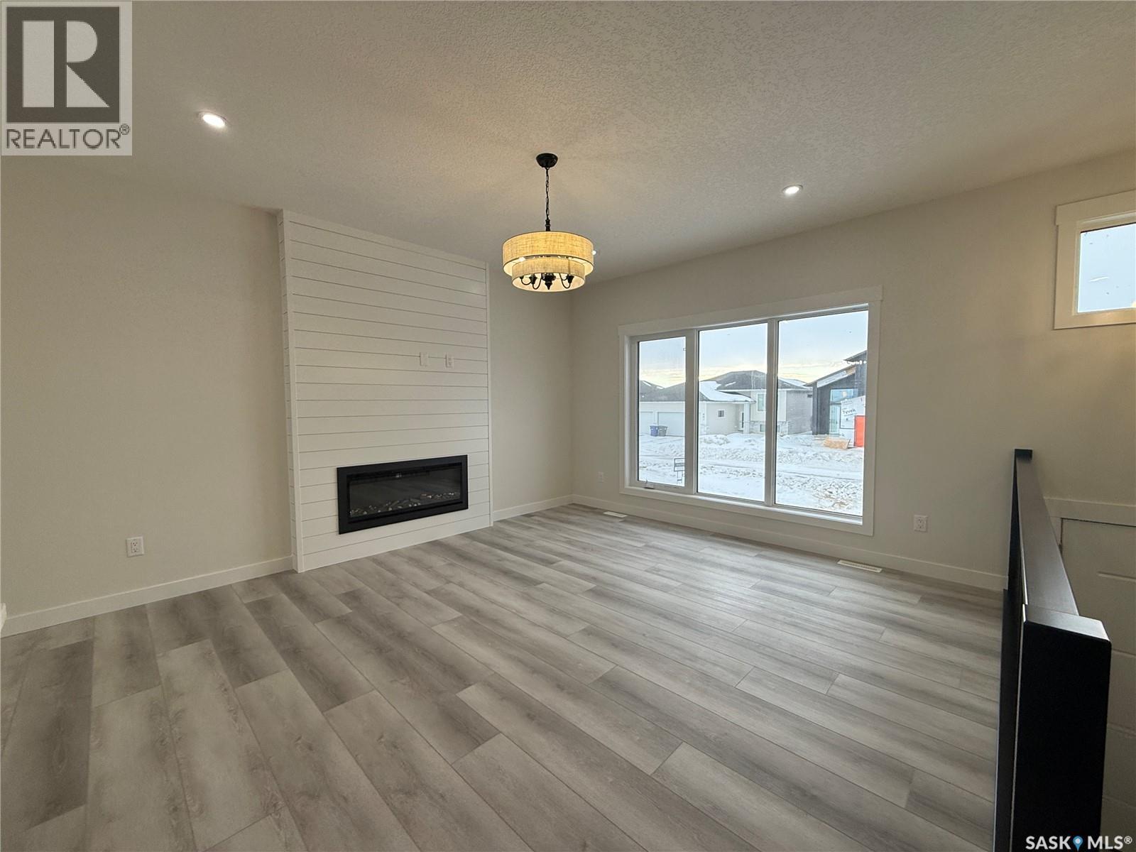 810 Ballesteros Crescent, Warman, Saskatchewan  S0K 4S4 - Photo 3 - SK026884