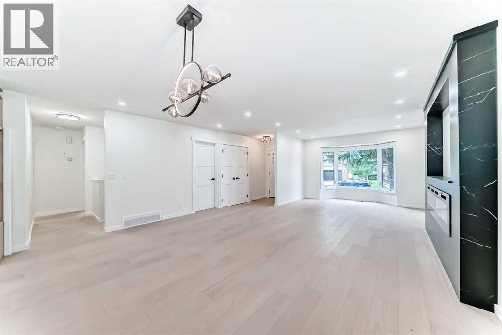 64 Woodstock Road Sw, Calgary, Alberta  T2W 5W2 - Photo 14 - A2265054