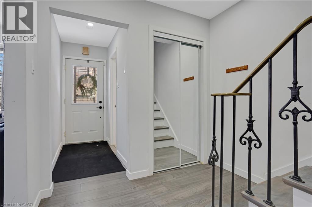 22 Ralgreen Crescent, Kitchener, Ontario  N2M 1T9 - Photo 5 - 40799166