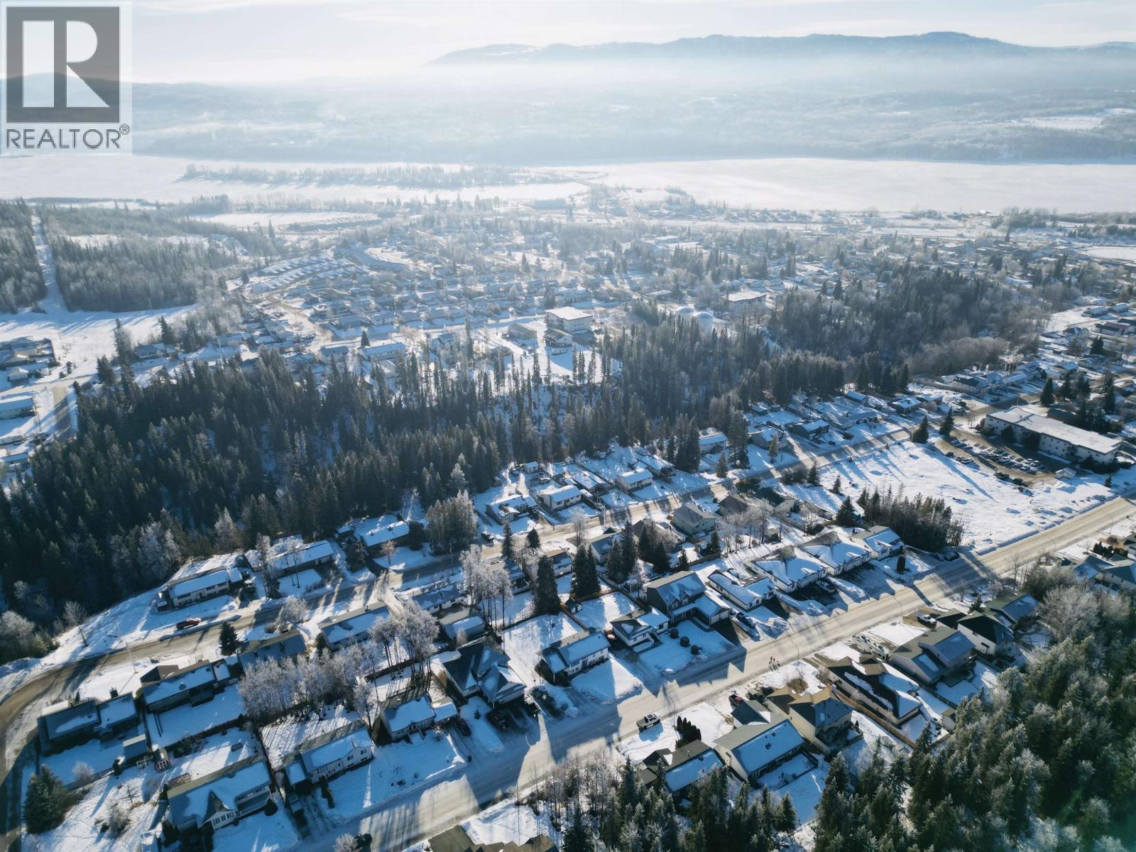 515 9th Avenue, Burns Lake, British Columbia  V0J 1E0 - Photo 11 - R3081904