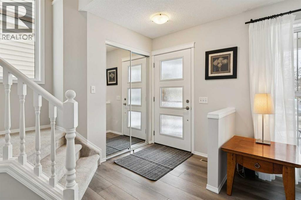 31 Prestwick Grove Se, Calgary, Alberta  T2Z 3L6 - Photo 2 - A2275386