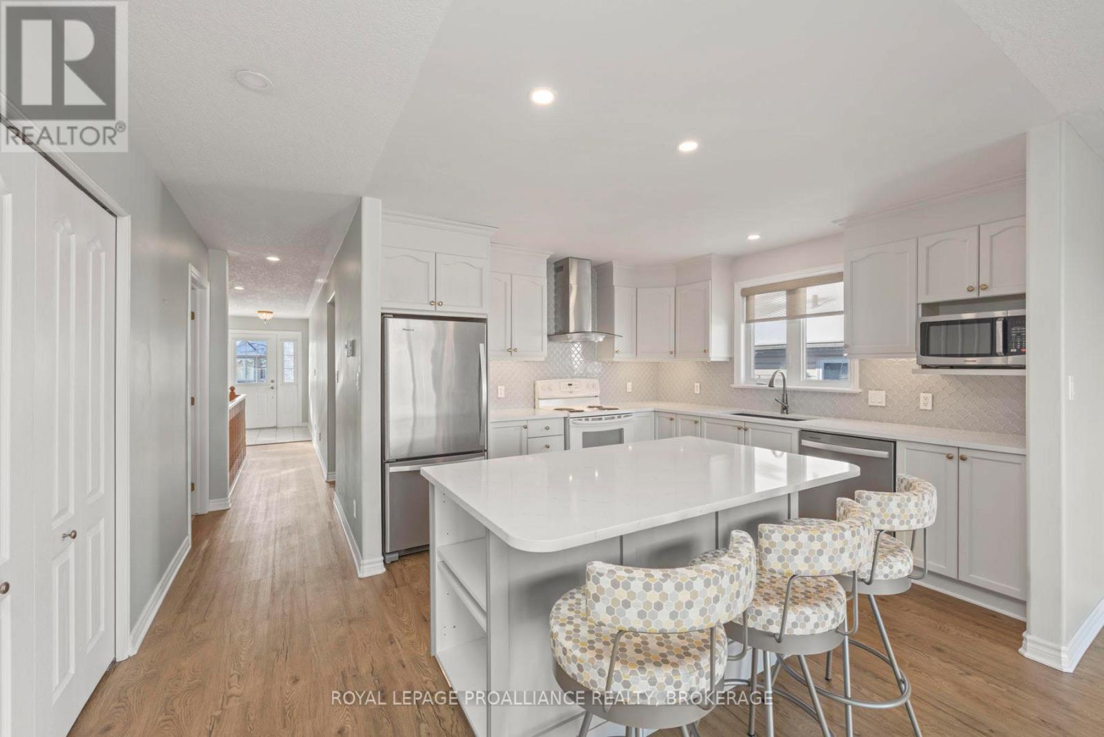 51 Ellesmeer Avenue, Kingston, Ontario  K7P 3H8 - Photo 11 - X12718188