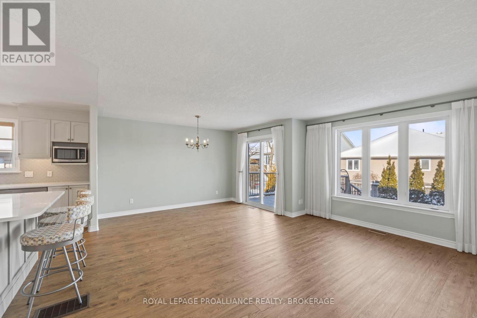 51 Ellesmeer Avenue, Kingston, Ontario  K7P 3H8 - Photo 12 - X12718188