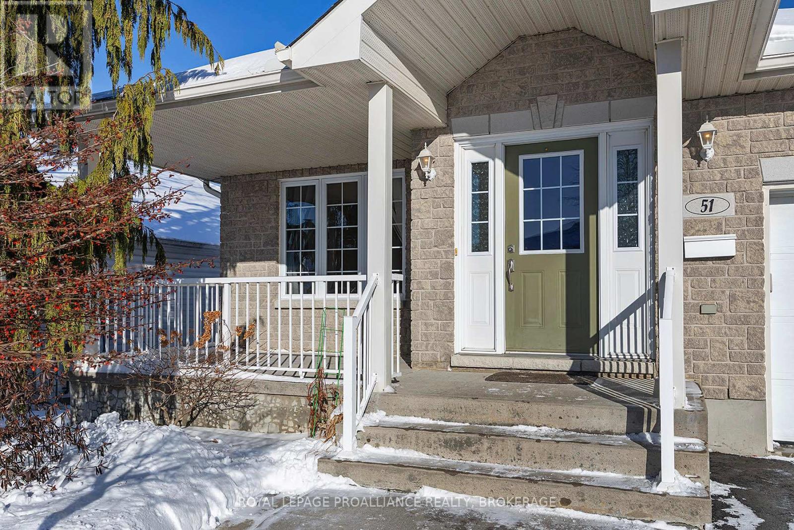 51 Ellesmeer Avenue, Kingston, Ontario  K7P 3H8 - Photo 3 - X12718188