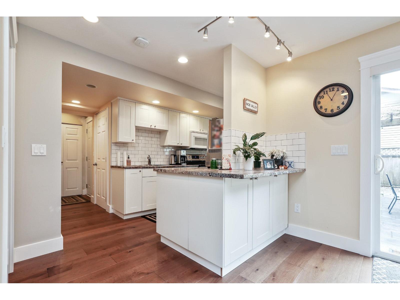 12559 24 Avenue, Surrey, British Columbia  V3W 4G3 - Photo 5 - R3081760