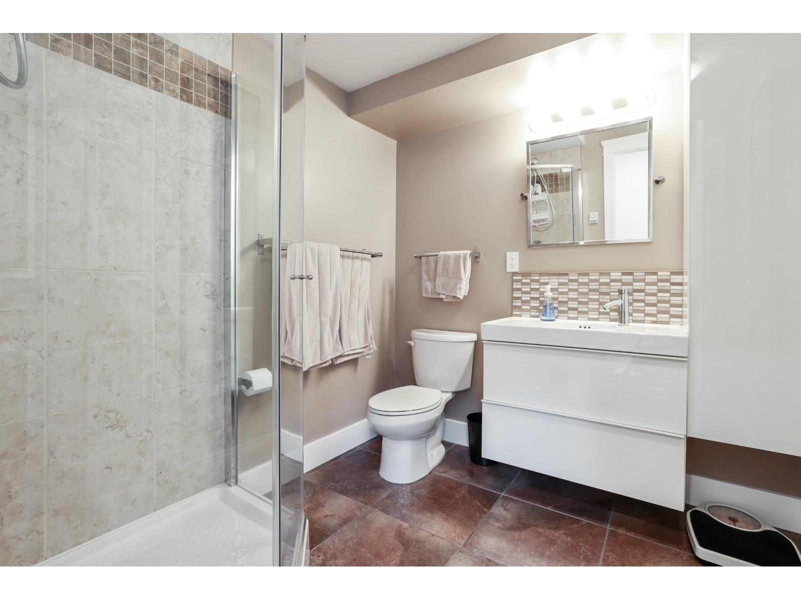 12559 24 Avenue, Surrey, British Columbia  V3W 4G3 - Photo 8 - R3081760