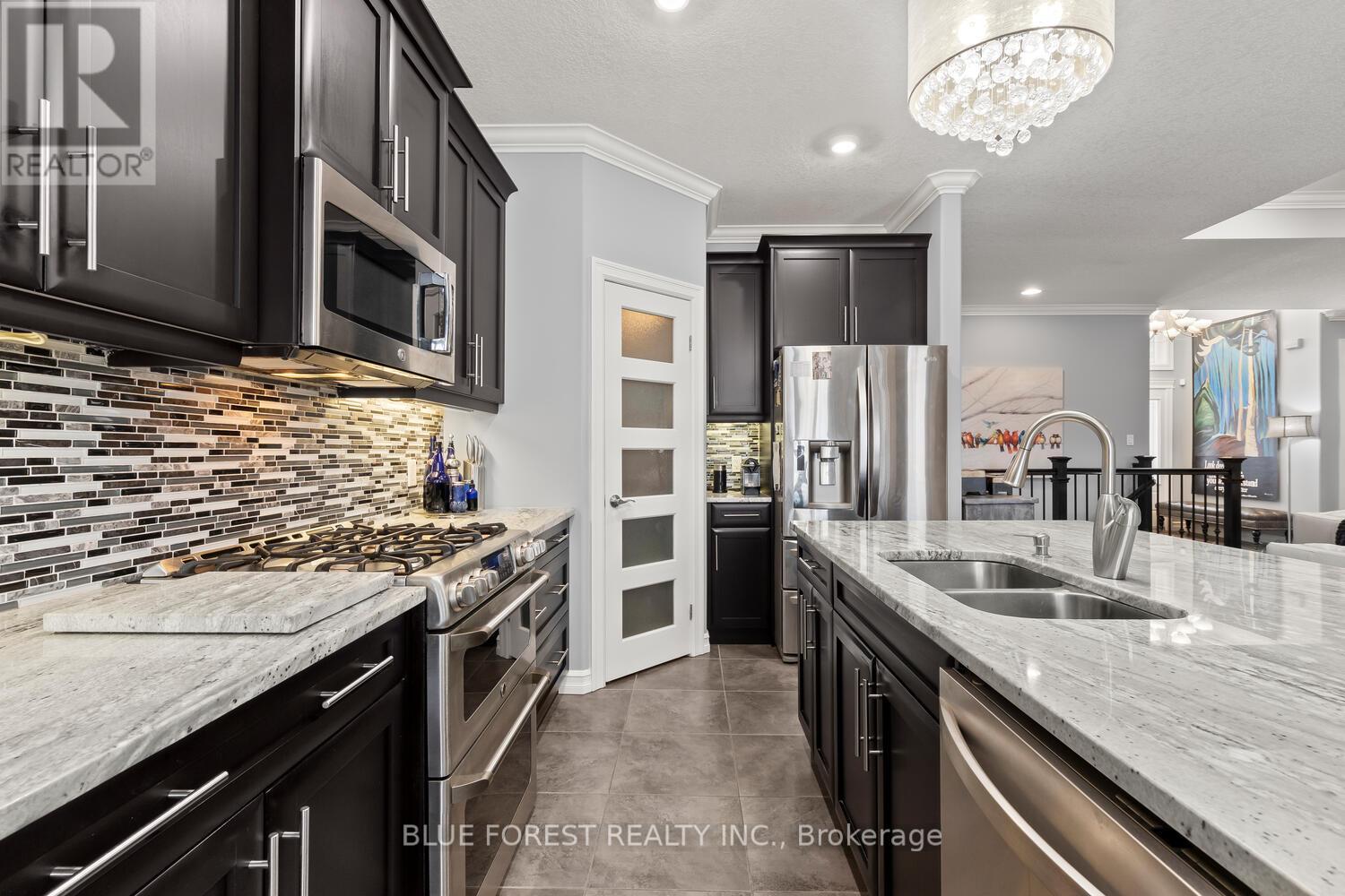 3383 Pioneer Parkway, London South, Ontario  N6P 0A8 - Photo 12 - X12718182