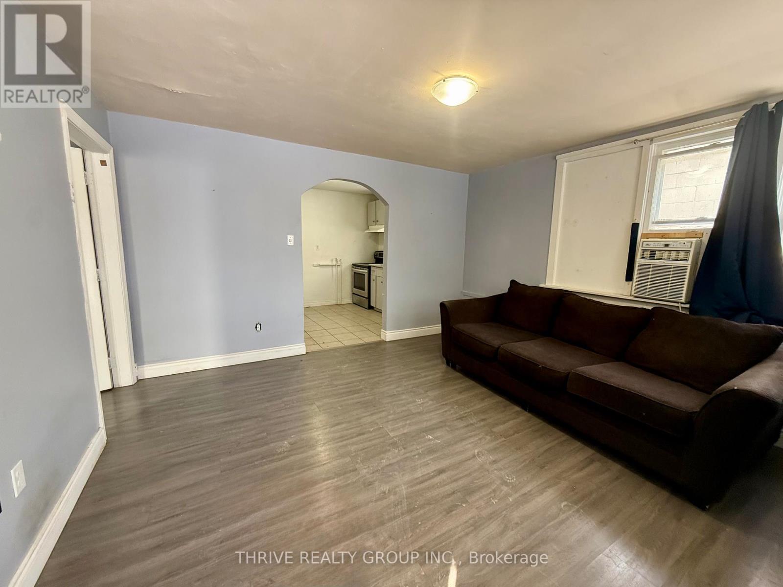 3 - 1203 Dundas Street, London East, Ontario  N5W 3A9 - Photo 2 - X12718302