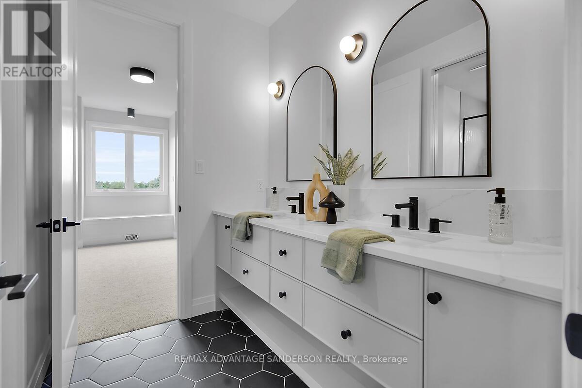 72 Arrowwood Path, Middlesex Centre, Ontario  N0M 2A0 - Photo 38 - X12718350