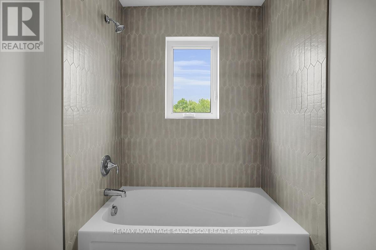 174 Timberwalk Trail, Middlesex Centre, Ontario  N0M 2A0 - Photo 38 - X12718360