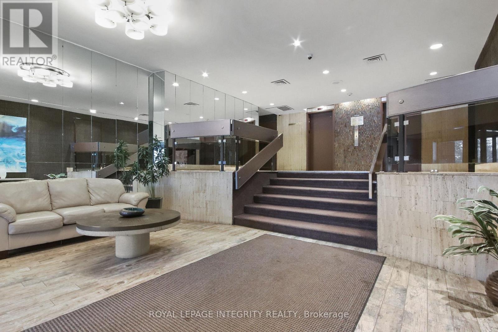 114 - 2650 Southvale Crescent, Ottawa, Ontario  K1B 4S9 - Photo 3 - X12718264