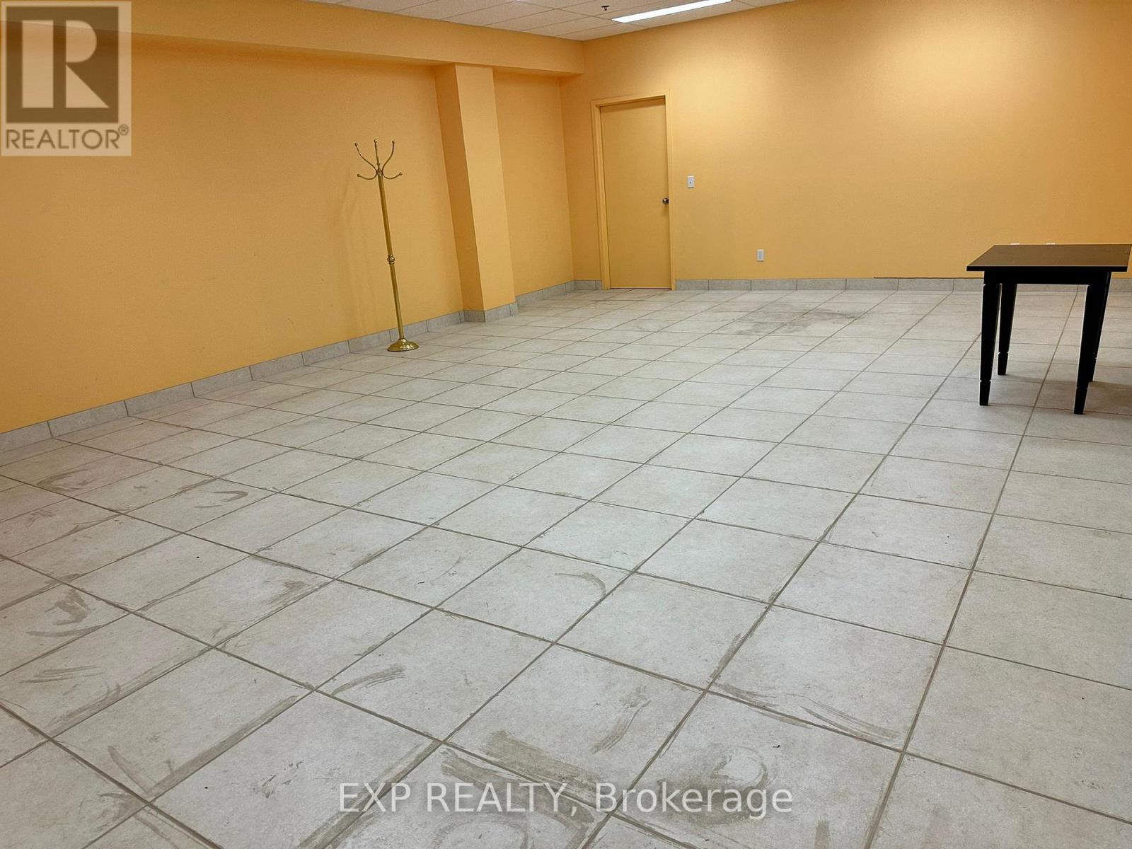 3 - 1150 Kerrisdale Boulevard, Newmarket, Ontario  L3Y 8L3 - Photo 8 - N12458248