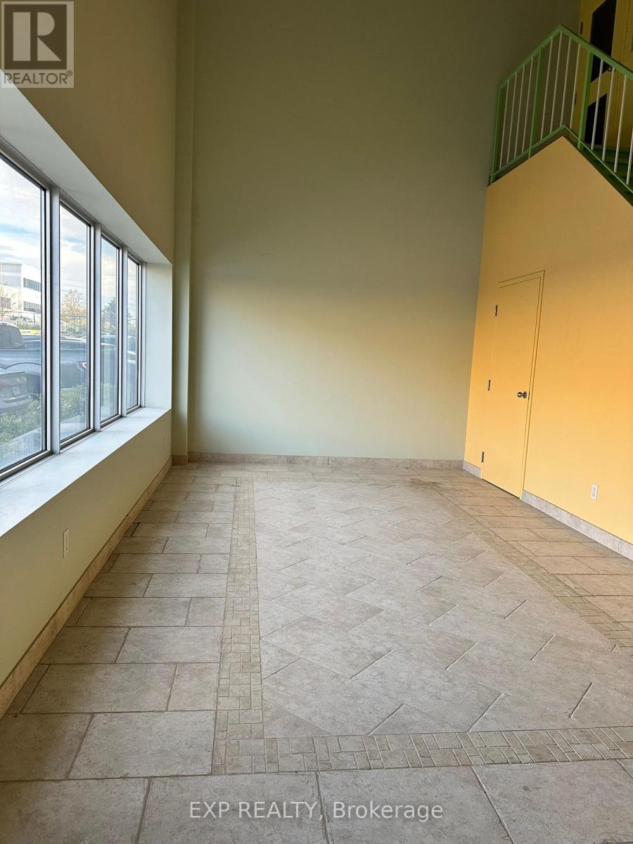 3 - 1150 Kerrisdale Boulevard, Newmarket, Ontario  L3Y 8L3 - Photo 5 - N12458248