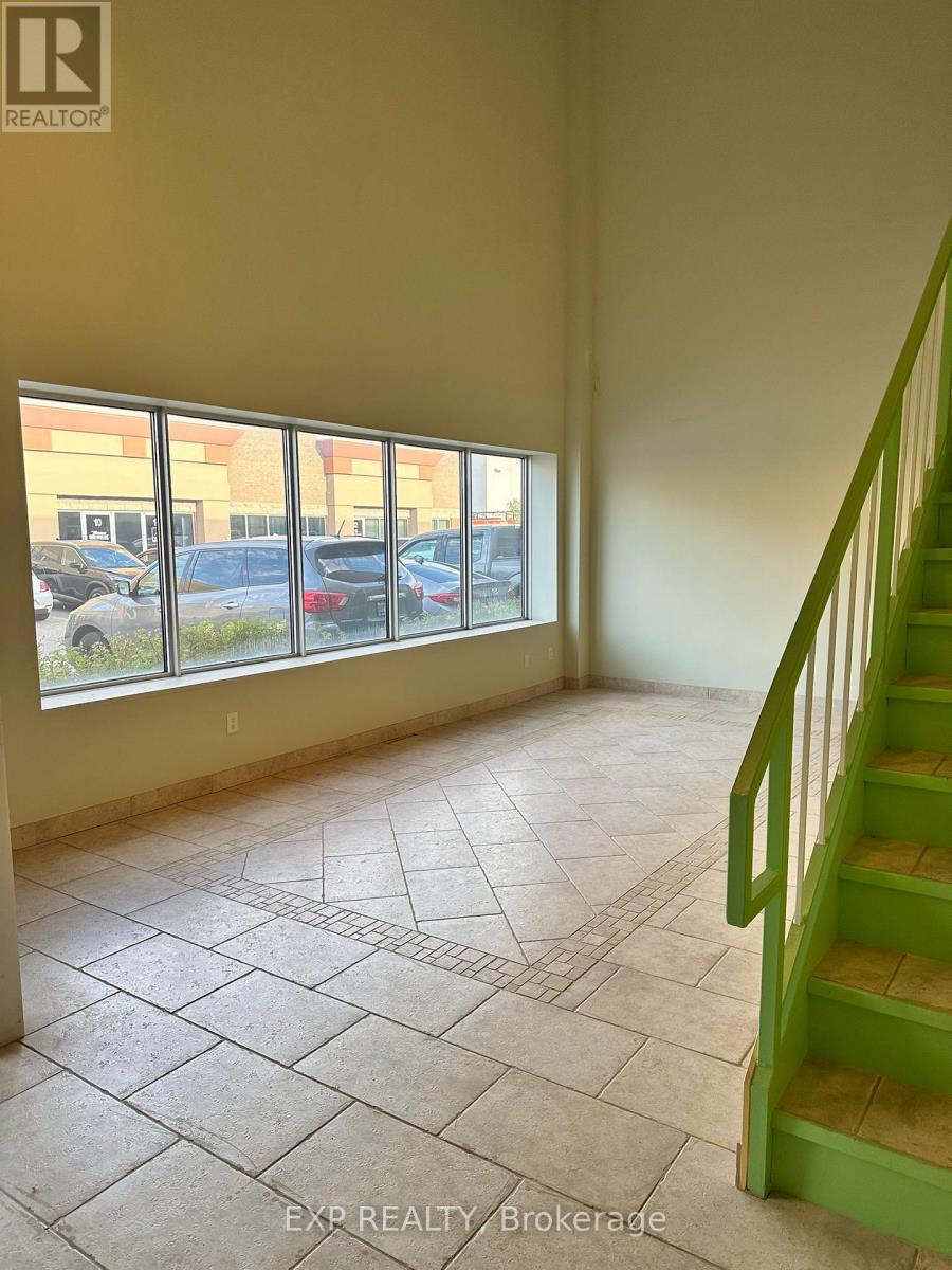 3 - 1150 Kerrisdale Boulevard, Newmarket, Ontario  L3Y 8L3 - Photo 7 - N12458248