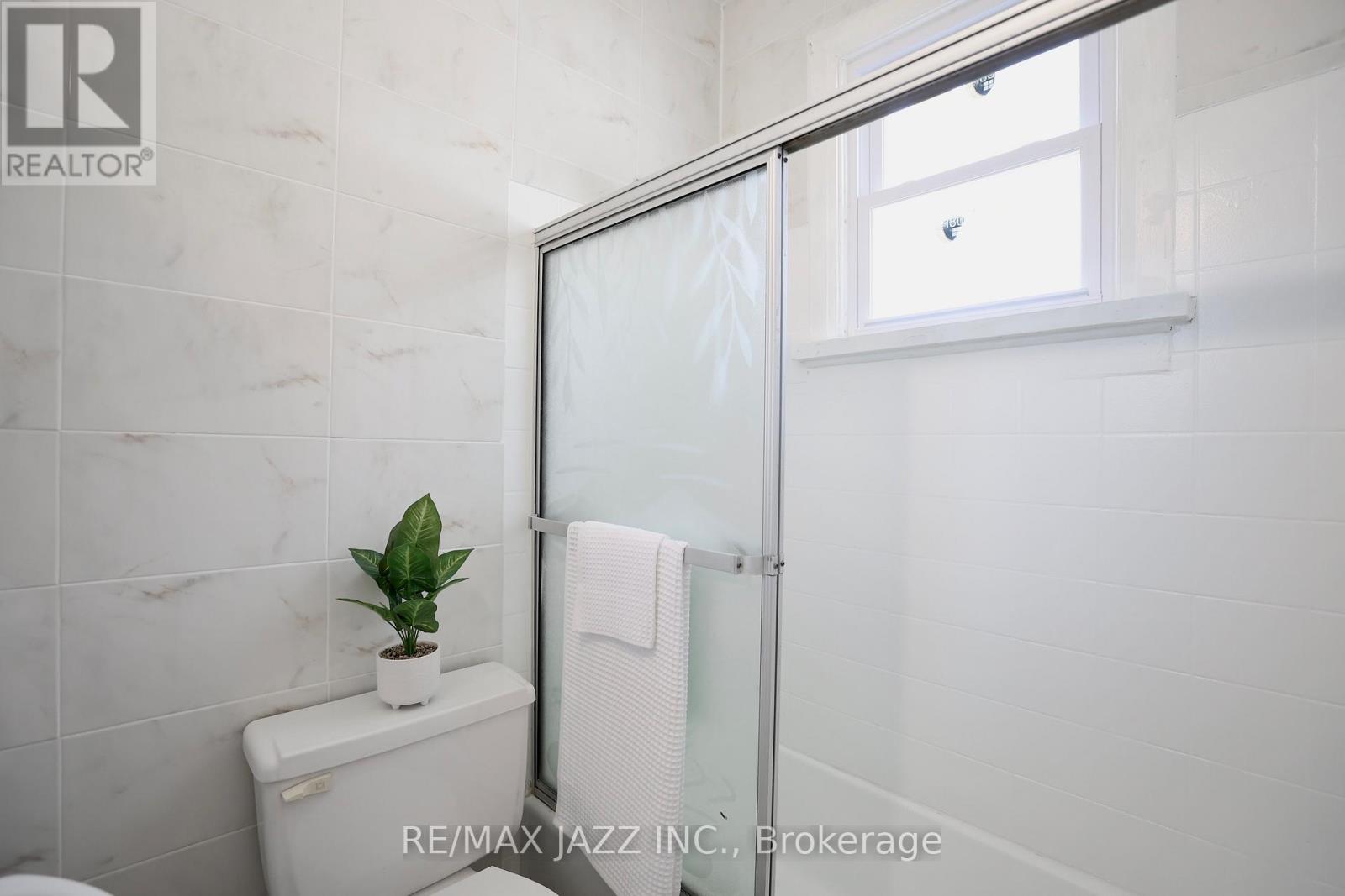 368 Buena Vista Avenue, Oshawa, Ontario  L1J 2M5 - Photo 7 - E12366709