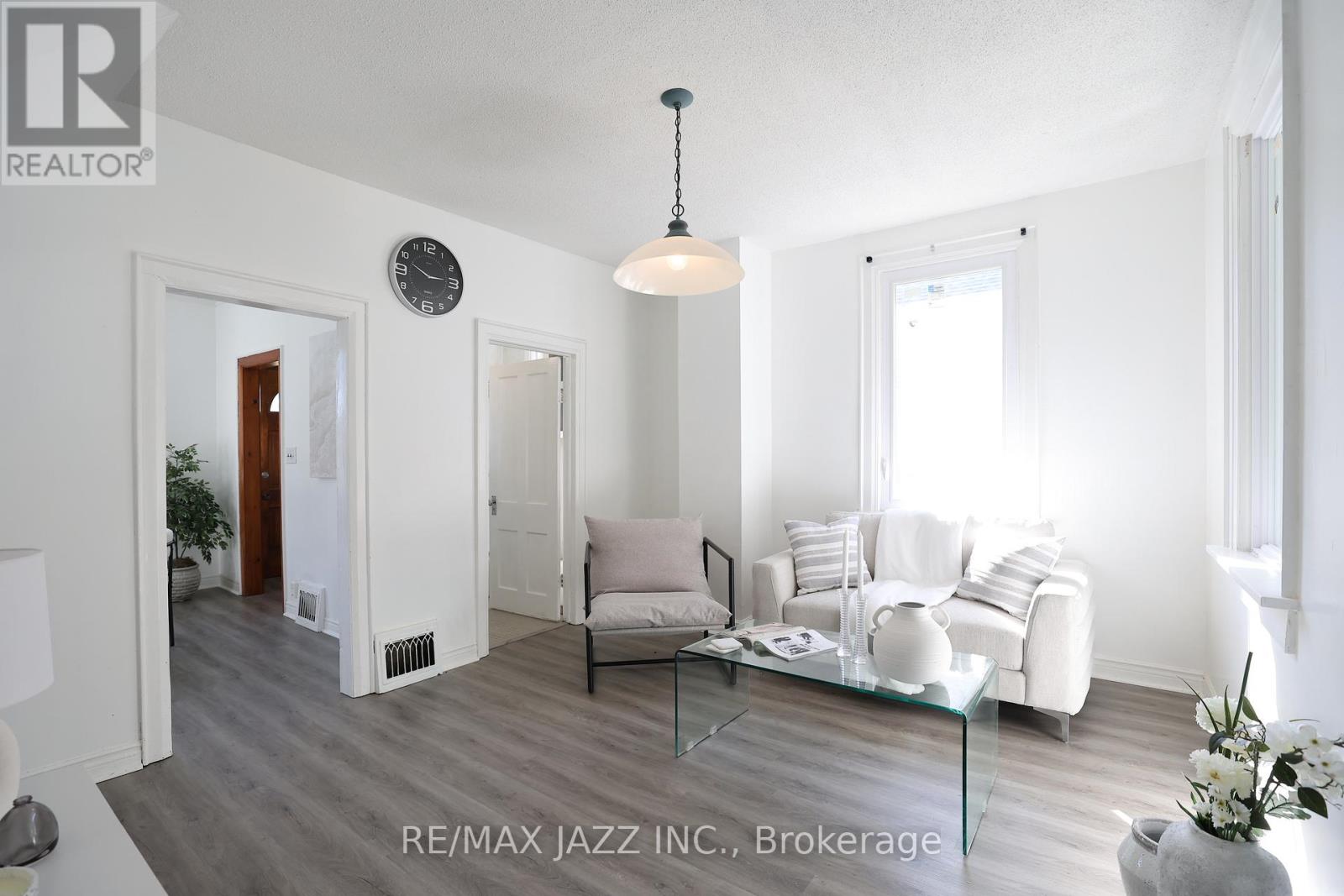 368 Buena Vista Avenue, Oshawa, Ontario  L1J 2M5 - Photo 4 - E12366709