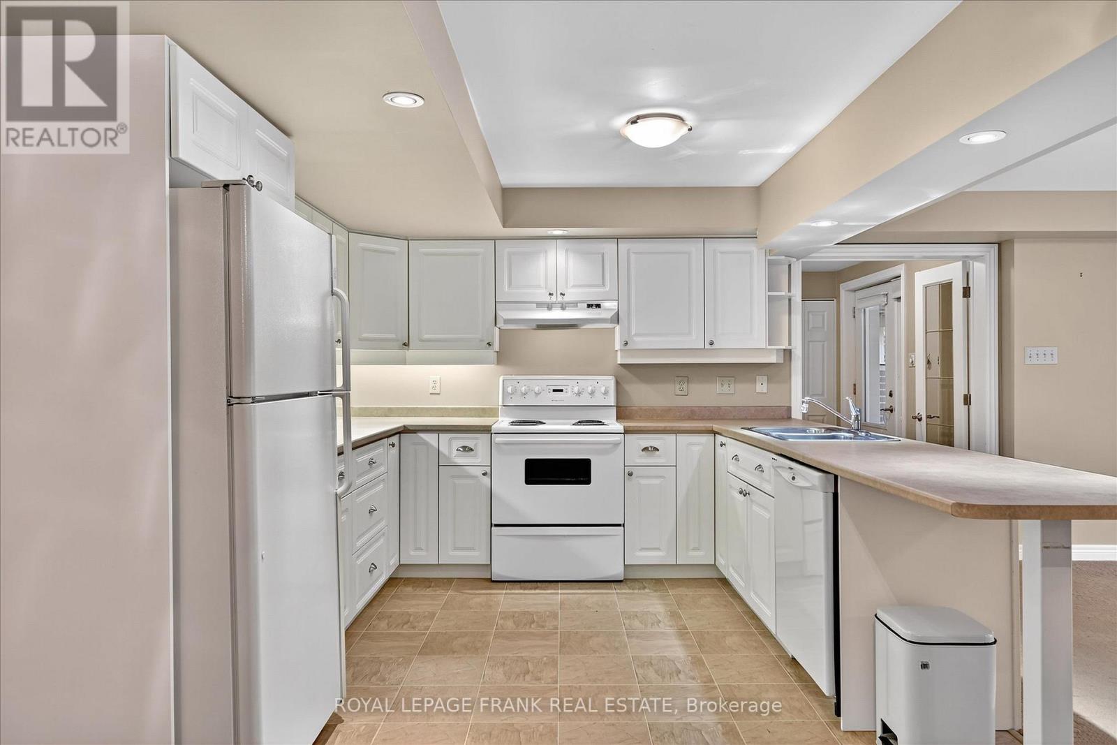 1162 Summit Drive, Peterborough, Ontario  K9J 8A7 - Photo 37 - X12679756