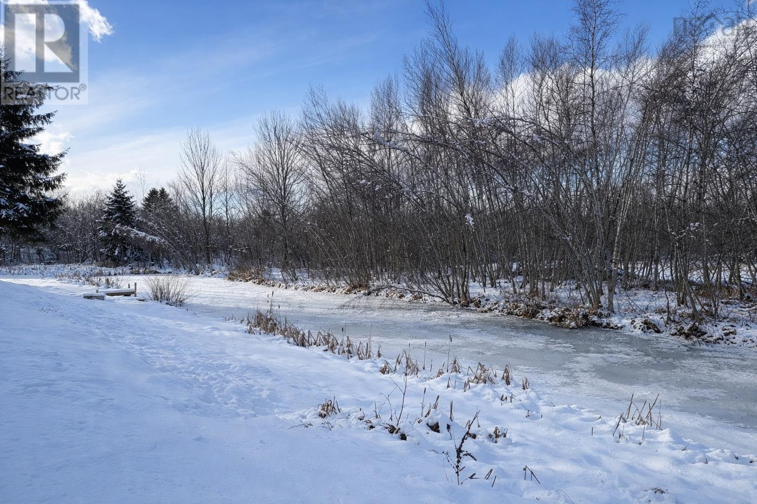 4269 Highway 14, Windsor Forks, Nova Scotia  B0N 2T0 - Photo 2 - 202601278