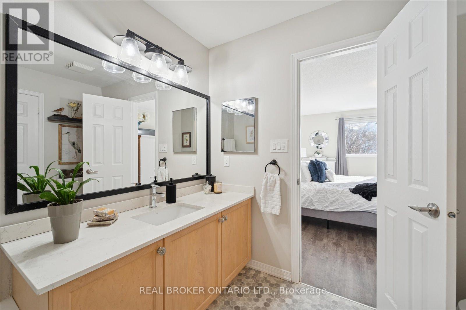 1053 Timberland Crescent, Oshawa, Ontario  L1K 2L9 - Photo 27 - E12718300