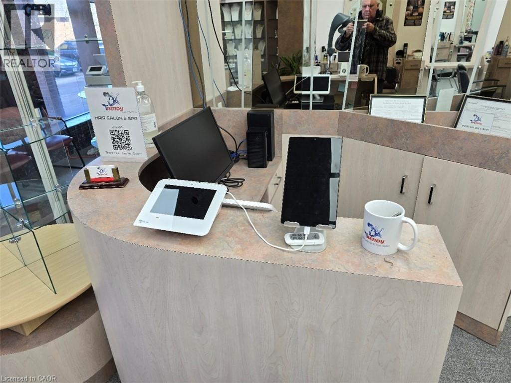 5291 Lakeshore Road Unit# 6, Burlington, Ontario  L7L 1C7 - Photo 14 - 40793763