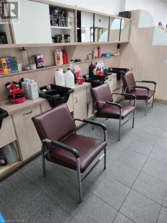 5291 Lakeshore Road Unit# 6, Burlington, Ontario  L7L 1C7 - Photo 5 - 40793763