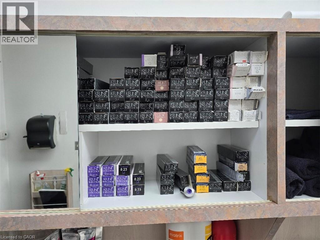 5291 Lakeshore Road Unit# 6, Burlington, Ontario  L7L 1C7 - Photo 8 - 40793763