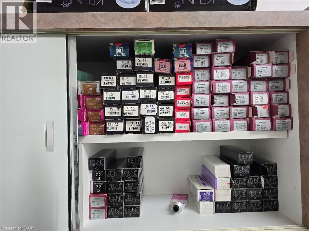 5291 Lakeshore Road Unit# 6, Burlington, Ontario  L7L 1C7 - Photo 6 - 40793763