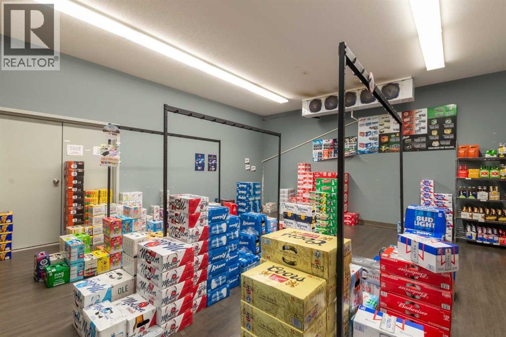 5922 50 Avenue, Stettler, Alberta  T0C 2L2 - Photo 11 - A2161251