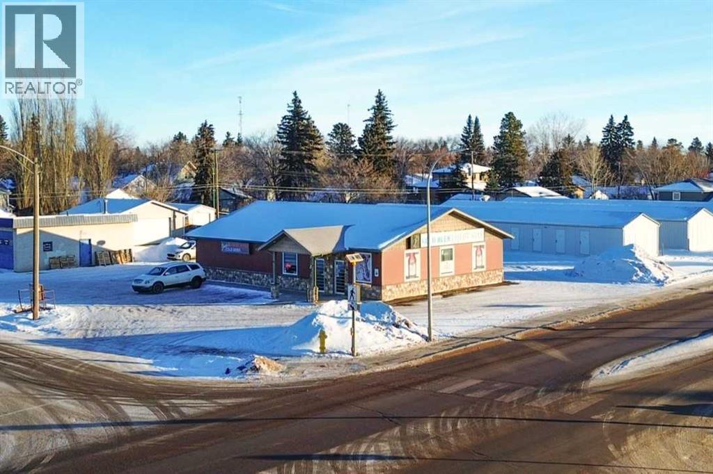 5922 50 Avenue, Stettler, Alberta