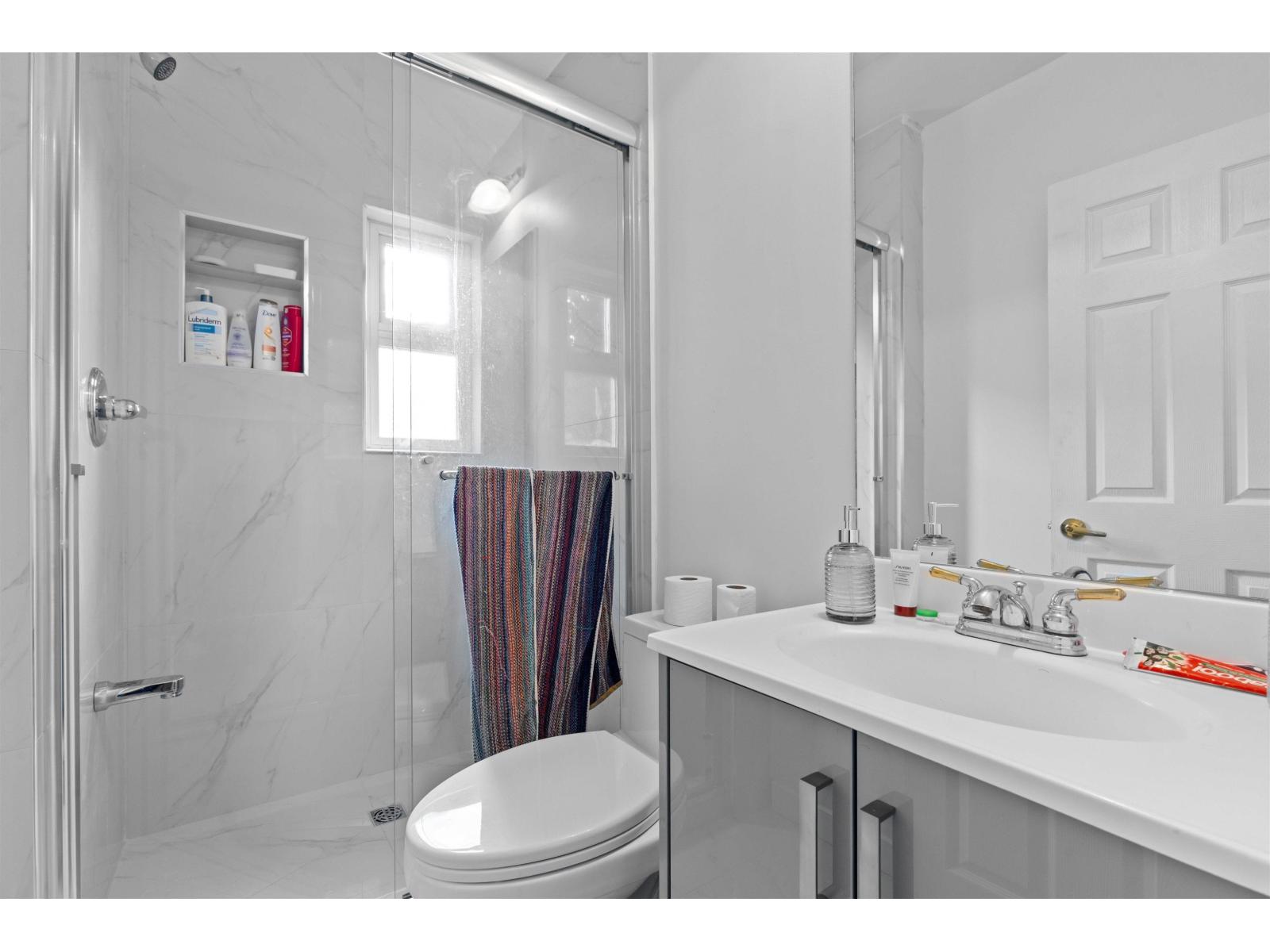 11564 97 Avenue, Surrey, British Columbia  V3V 2B6 - Photo 12 - R3081270