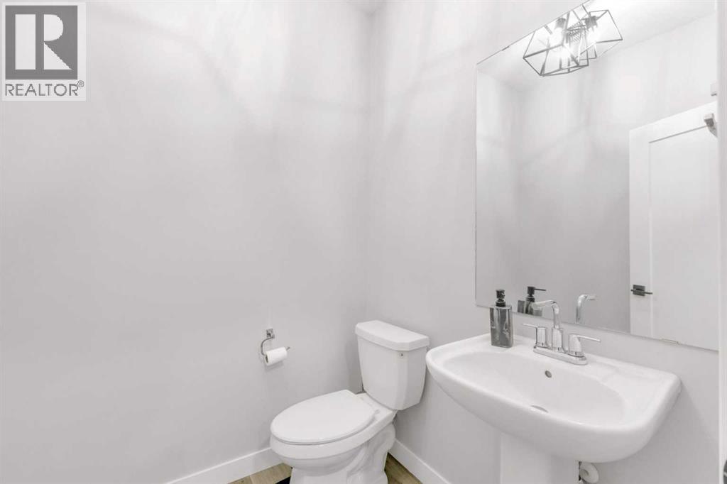 119 Crestview Boulevard, Sylvan Lake, Alberta  T4S 0V8 - Photo 15 - A2273090