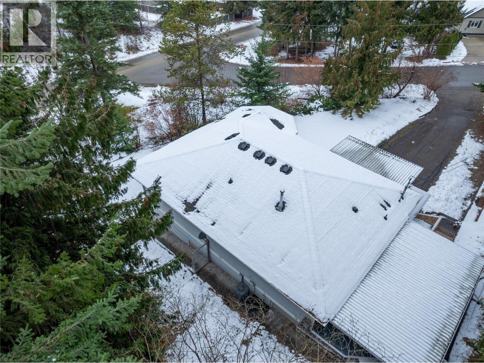 2421 Mount Tuam Crescent, Sorrento, British Columbia  V0E 2W2 - Photo 44 - 10370635