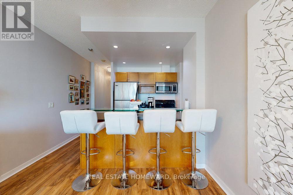 1208 - 218 Queens Quay W, Toronto, Ontario  M5J 2Y6 - Photo 10 - C12718196