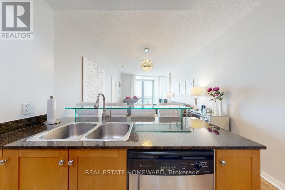 1208 - 218 Queens Quay W, Toronto, Ontario  M5J 2Y6 - Photo 11 - C12718196